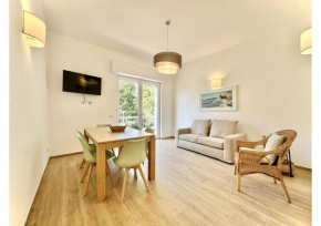(3 suites in the sea) luxe apartment